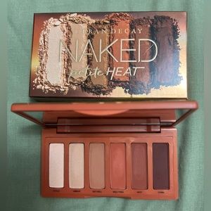 URBAN DECAY Naked Petite heat palette- lightly used and sanitised eyeshadow